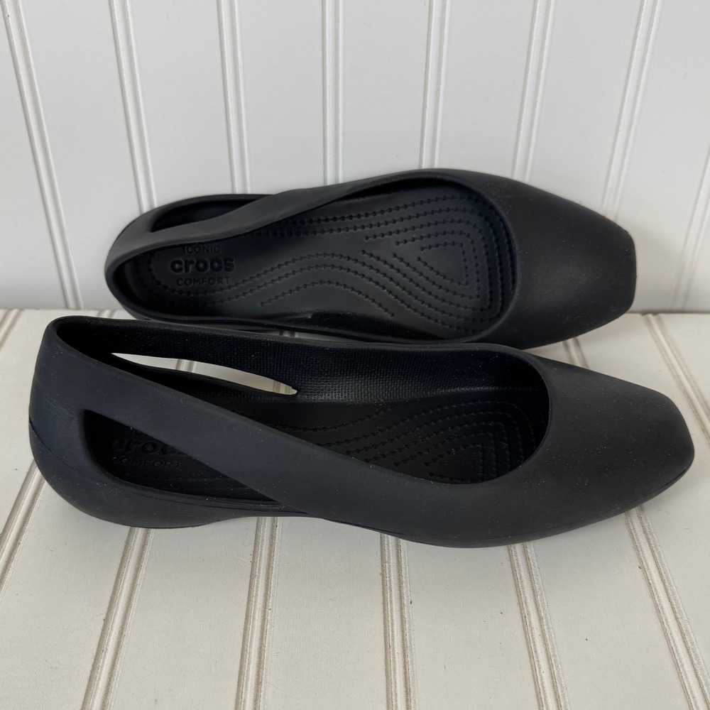 Crocs Ballet Flat Women Size W8 Black Square Toe Cutout Slip On Classic 205873